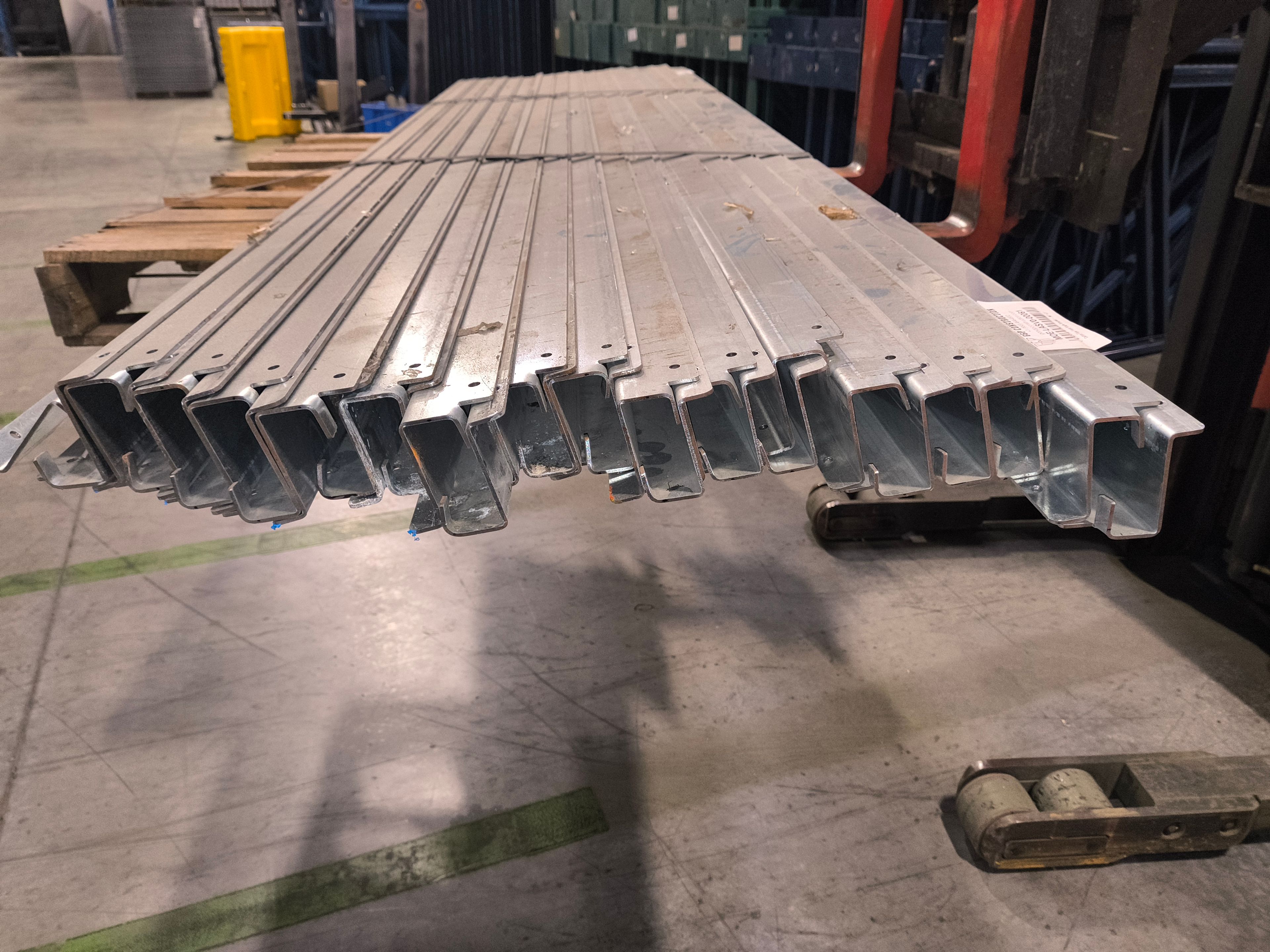 Carton Flow - Front Bracket - 95" - Document 1