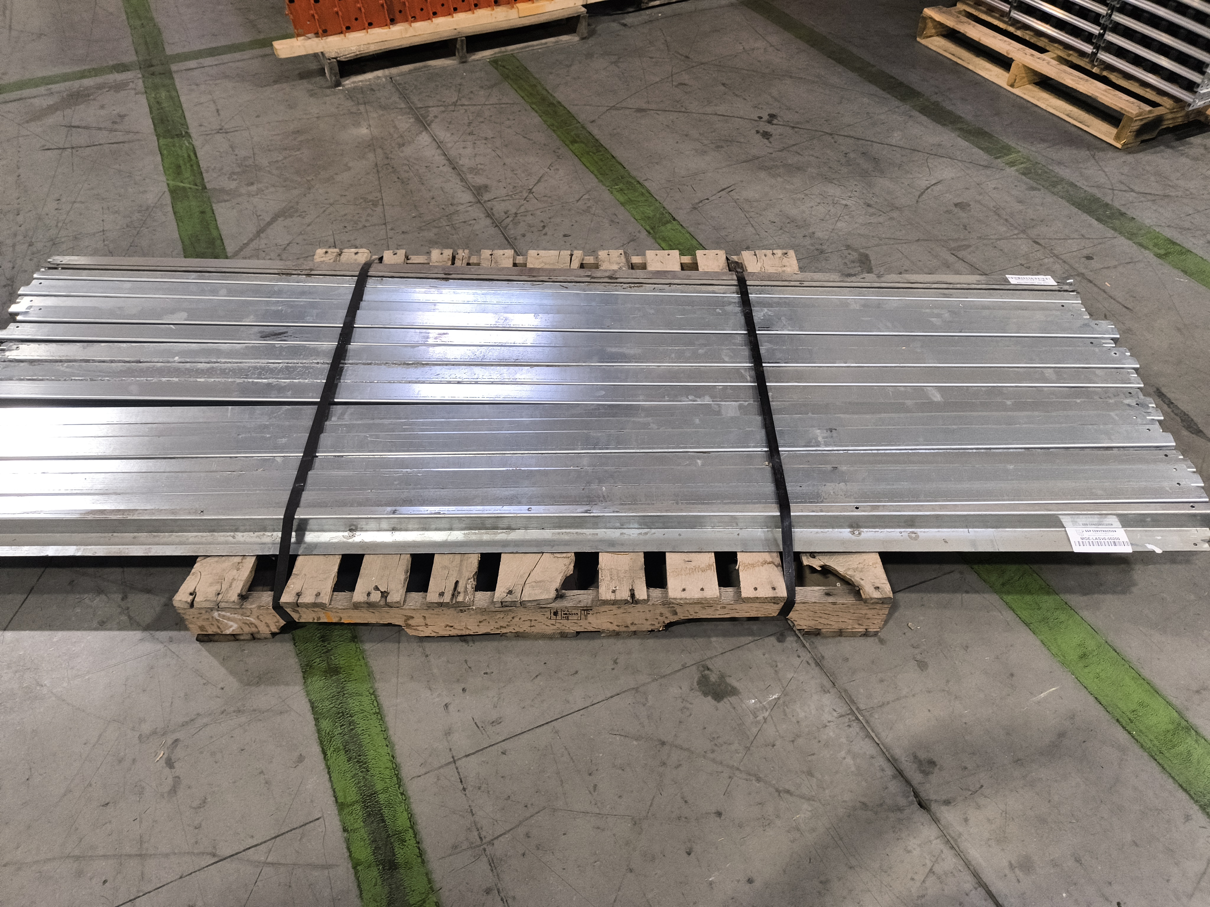 Carton Flow - Back Bracket - 95"