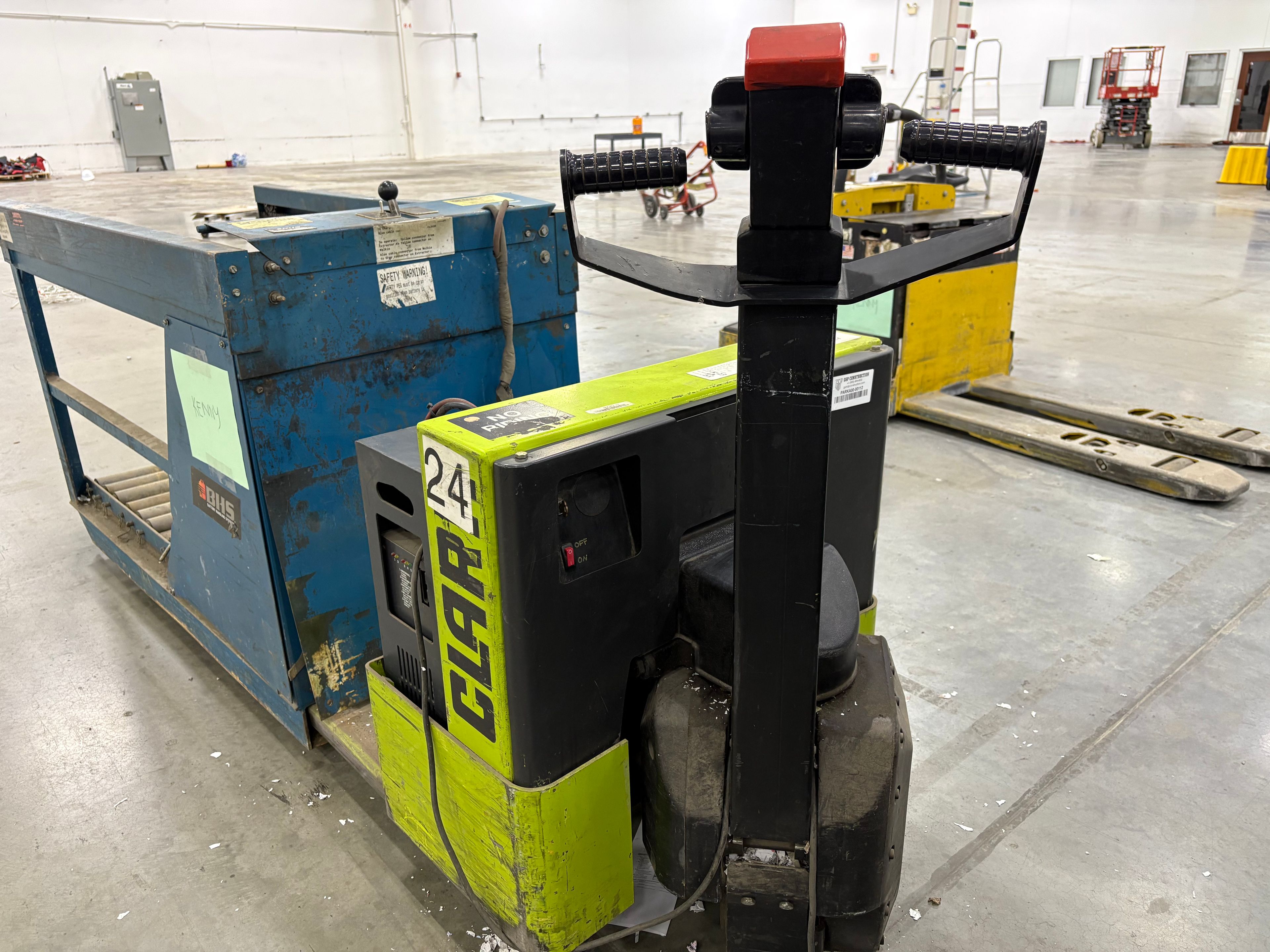 Clarke - Electric Pallet Jack - Built-in Charger - Document 4