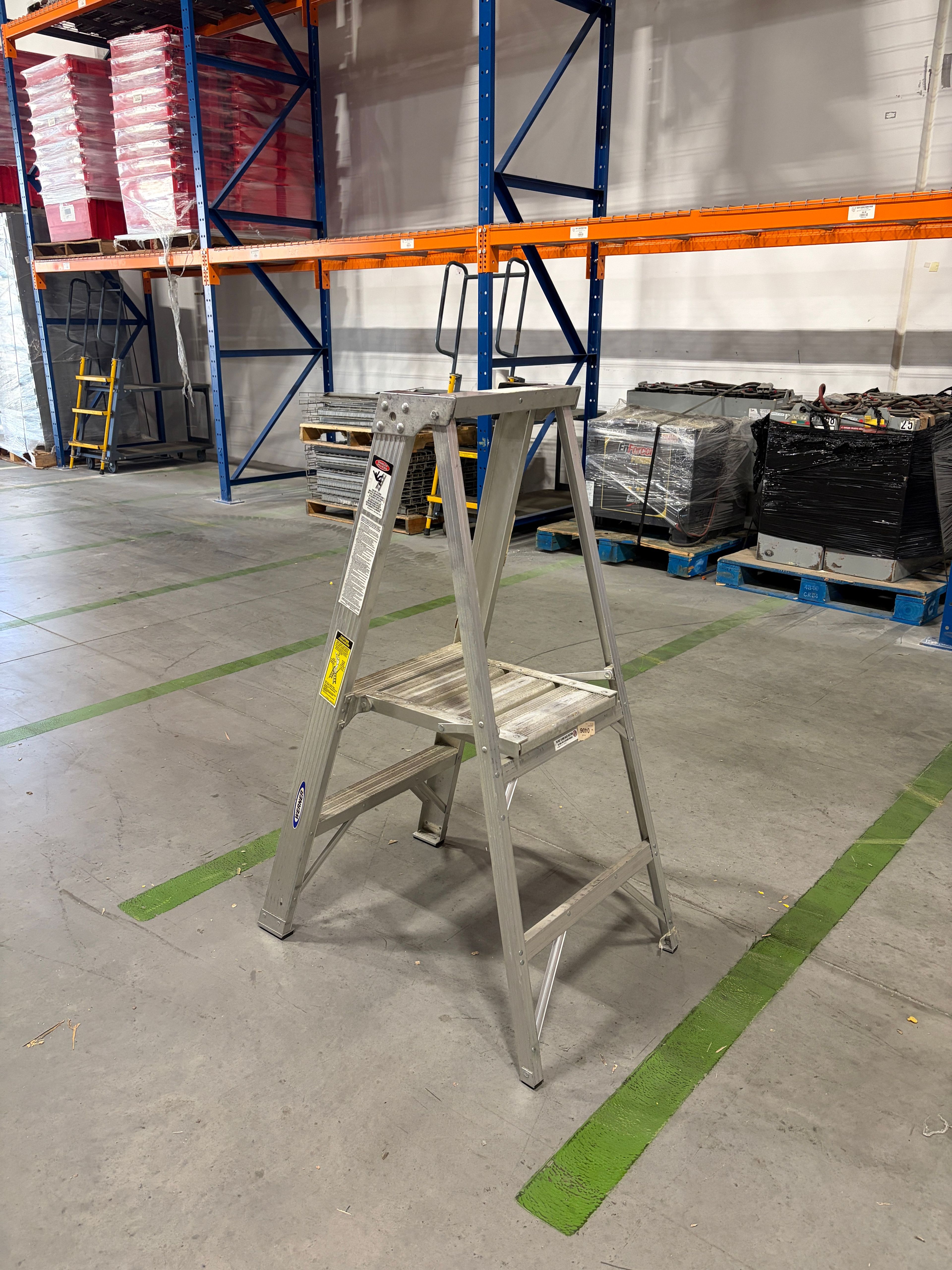 Ladder 4' Aluminum - Document 4