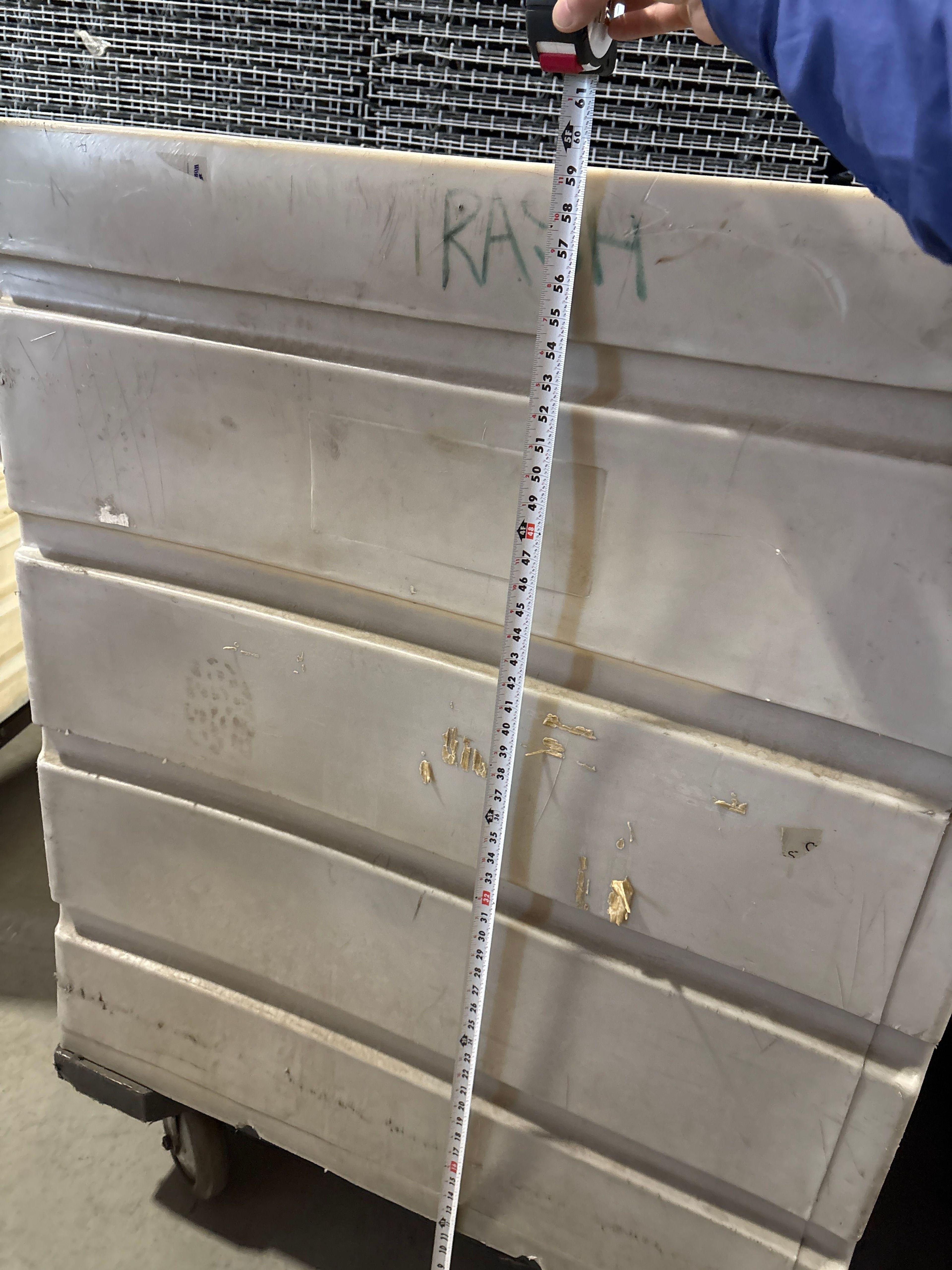 Gondala Dumpster - Plastic - Document 2