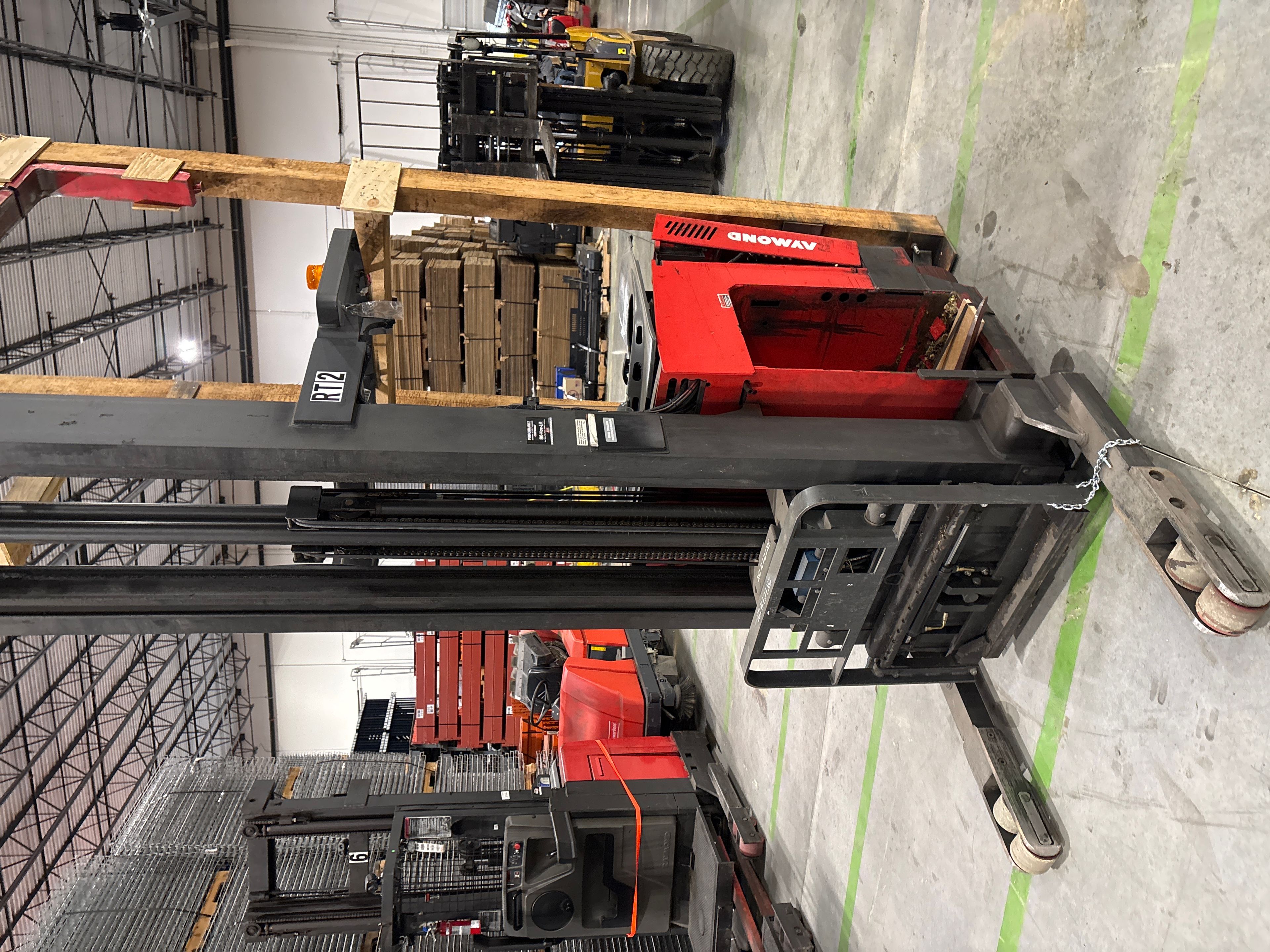 Raymond Reach Truck - Document 5