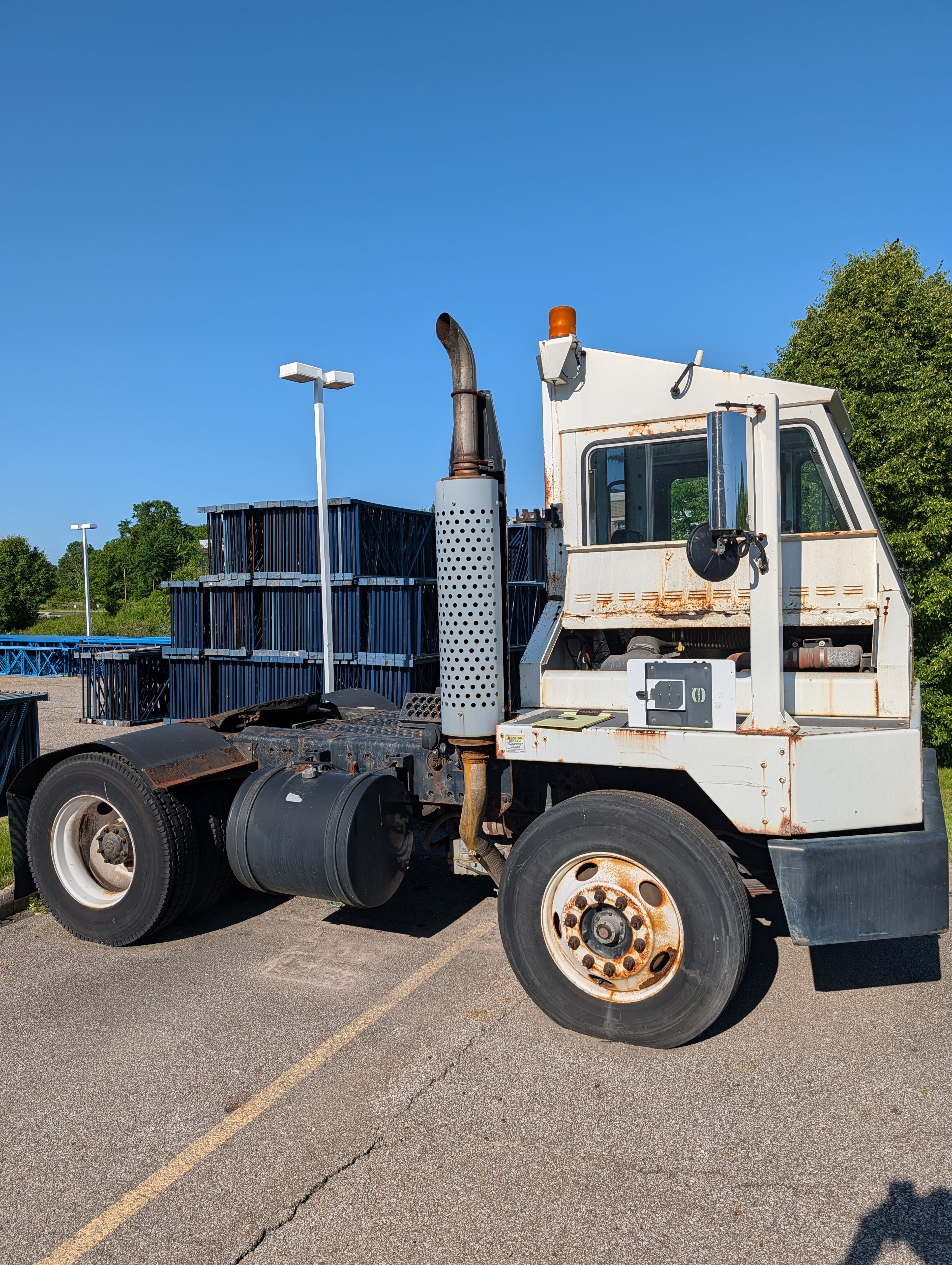 2012 Kalmar Yard Spotter - Model 4X2 - Document 3