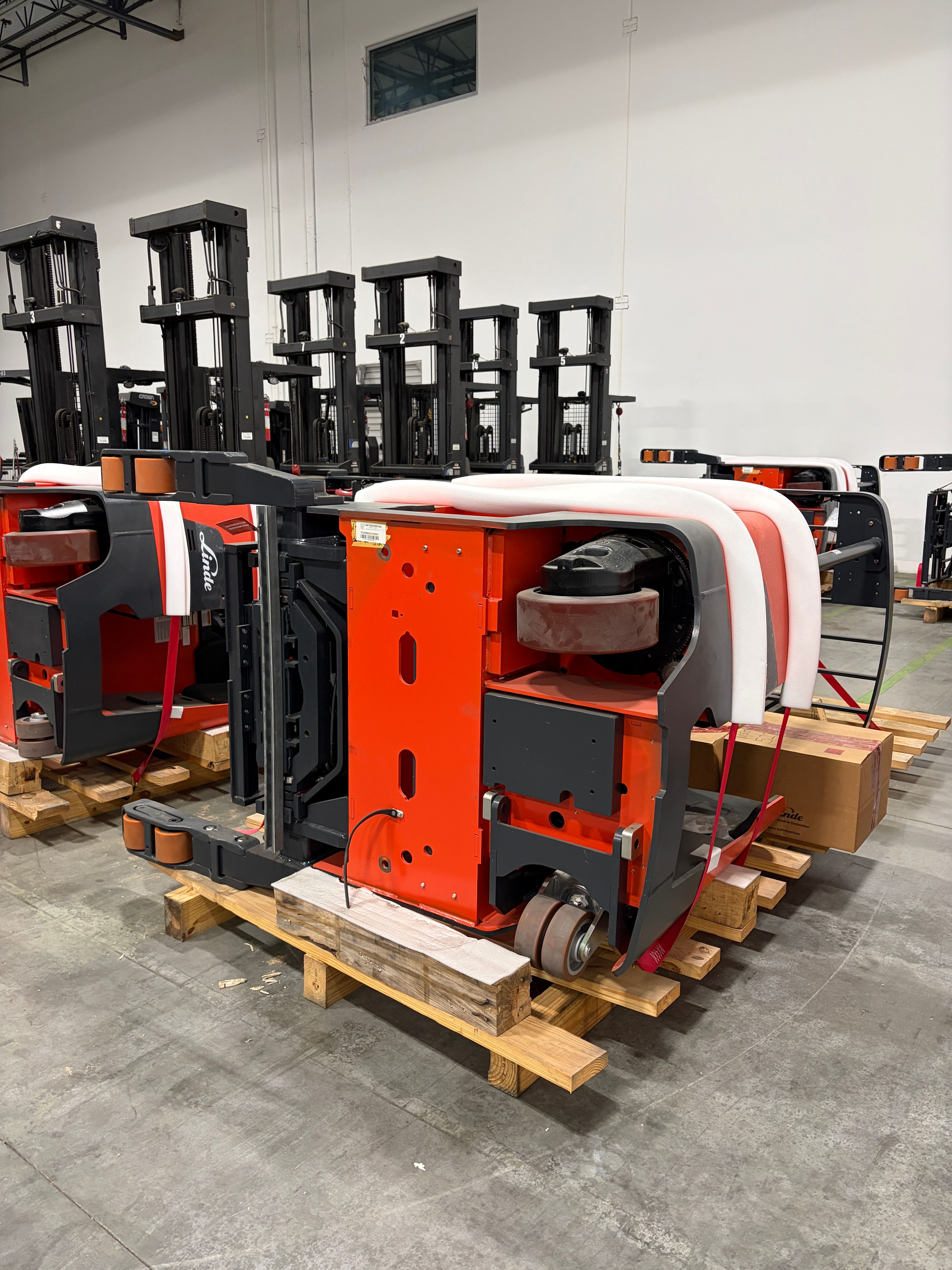 Linde R17SX Reach Truck - Document 4