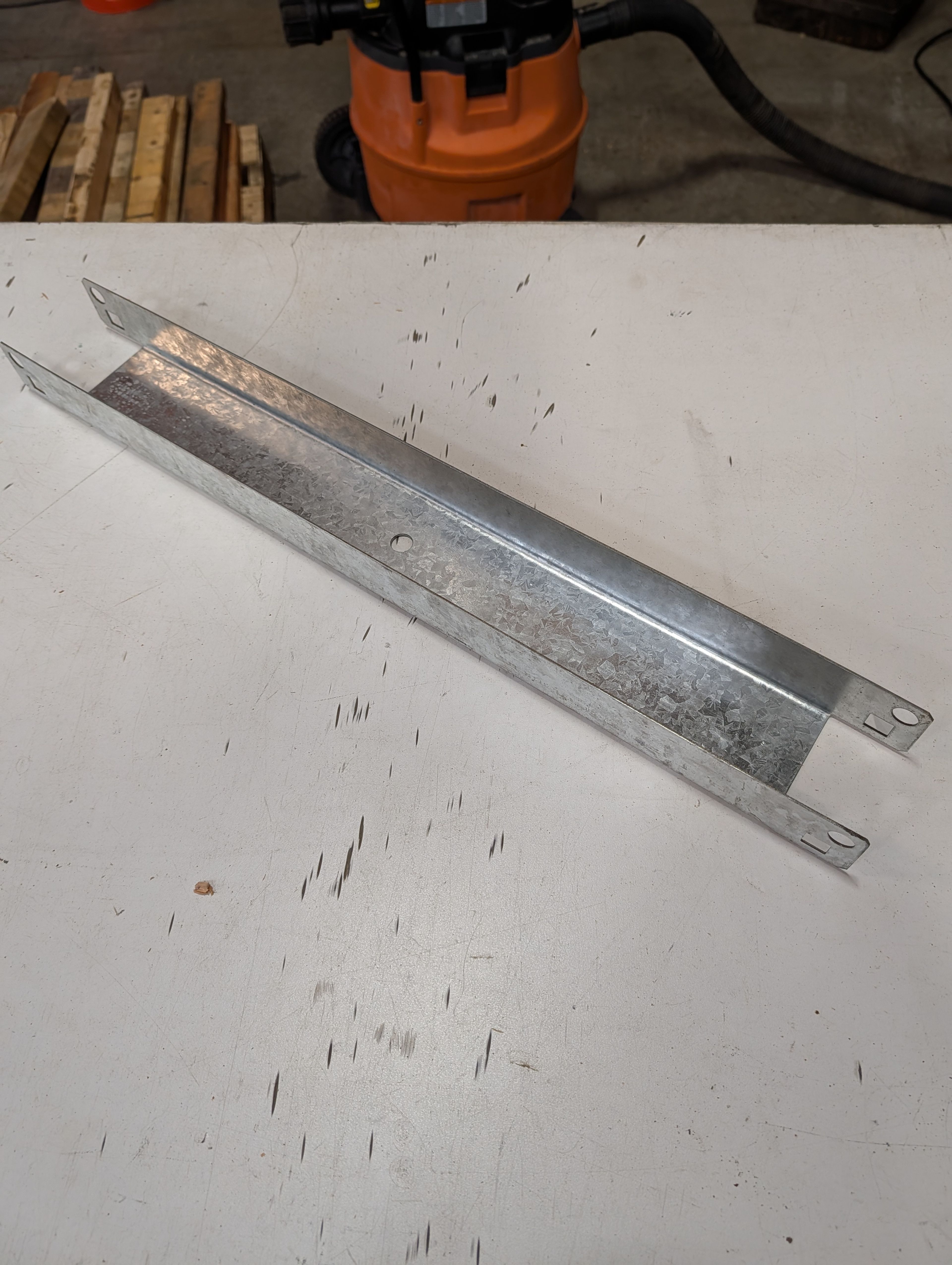 Row Spacer - 22" x 3" - Document 4