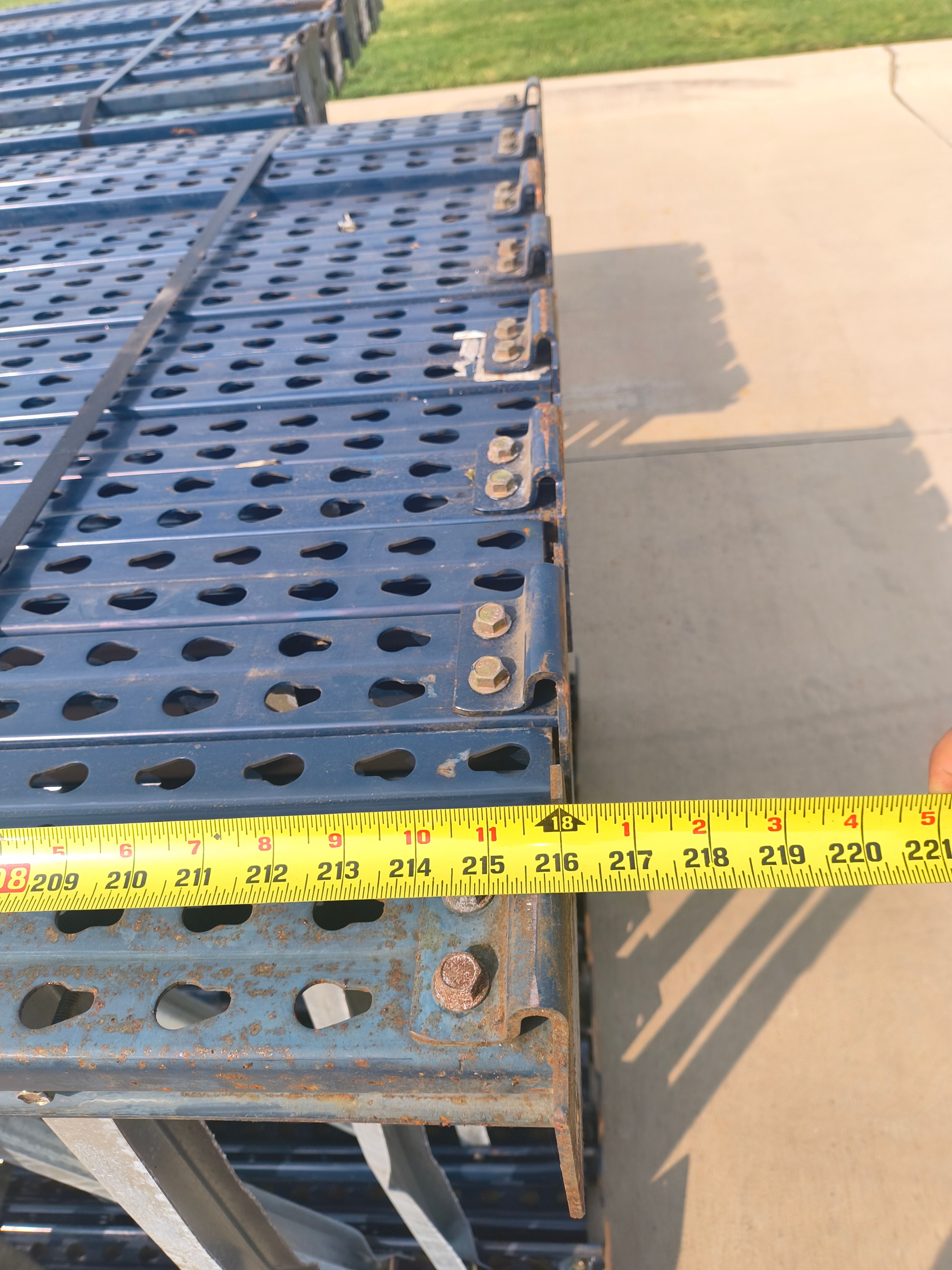Upright Frame - 42" x 18' - Teardrop - Document 3