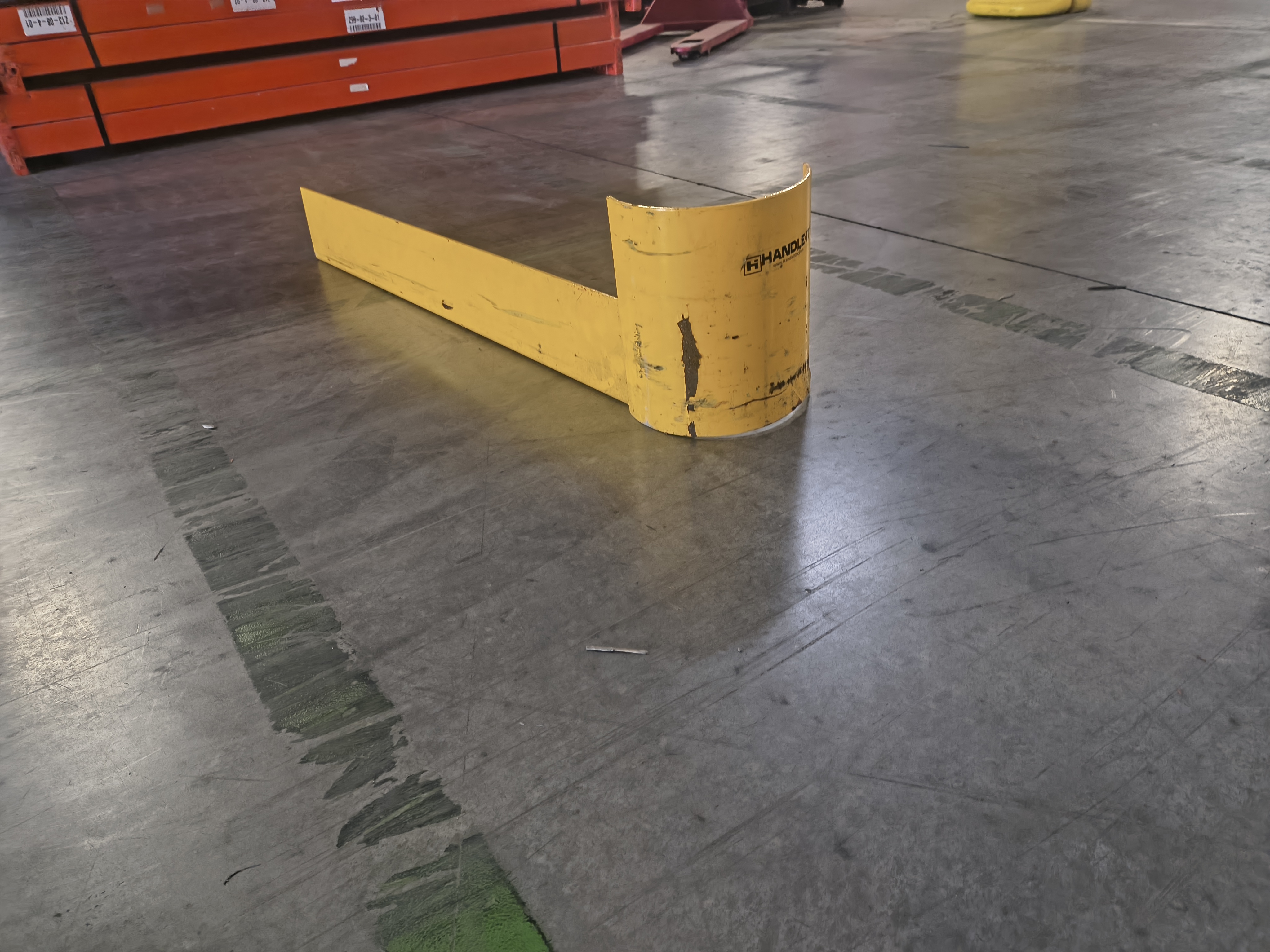 Handle It Aisle Guard - 48" x 4" x 6" - Left