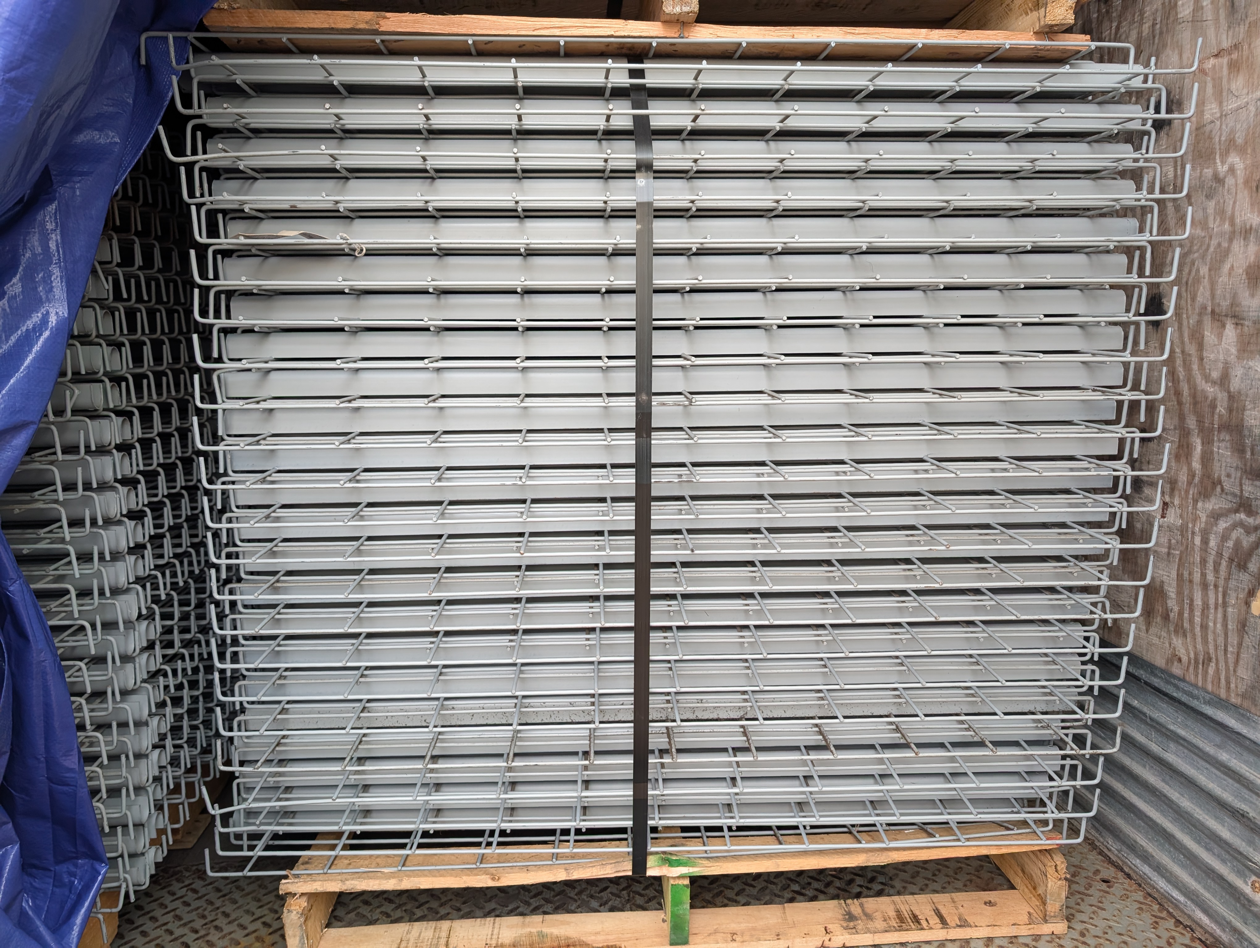 Wire Deck - 48" x 46" - Inside Waterfall