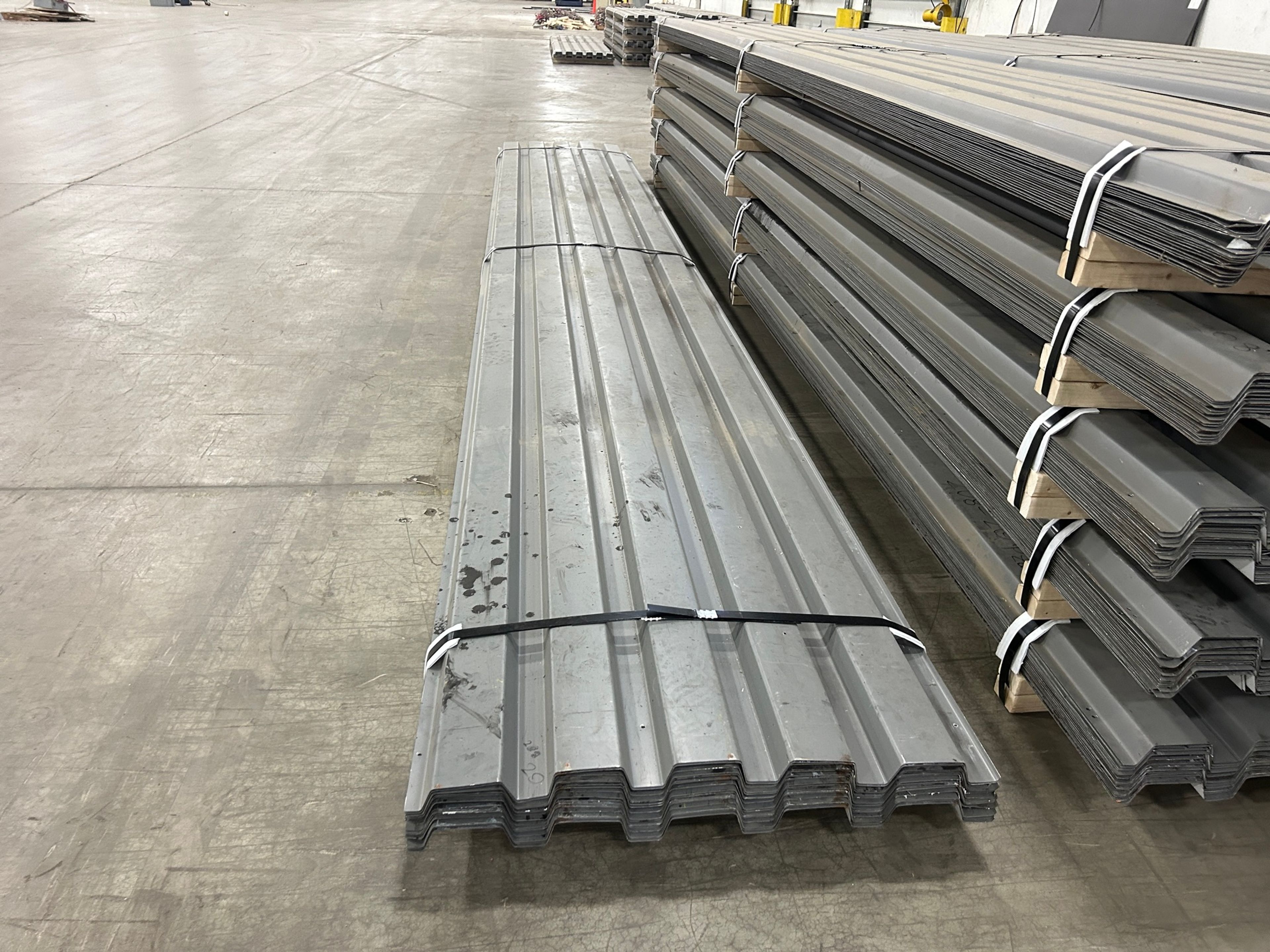 B-Decking - 209" x 37 - Document 3