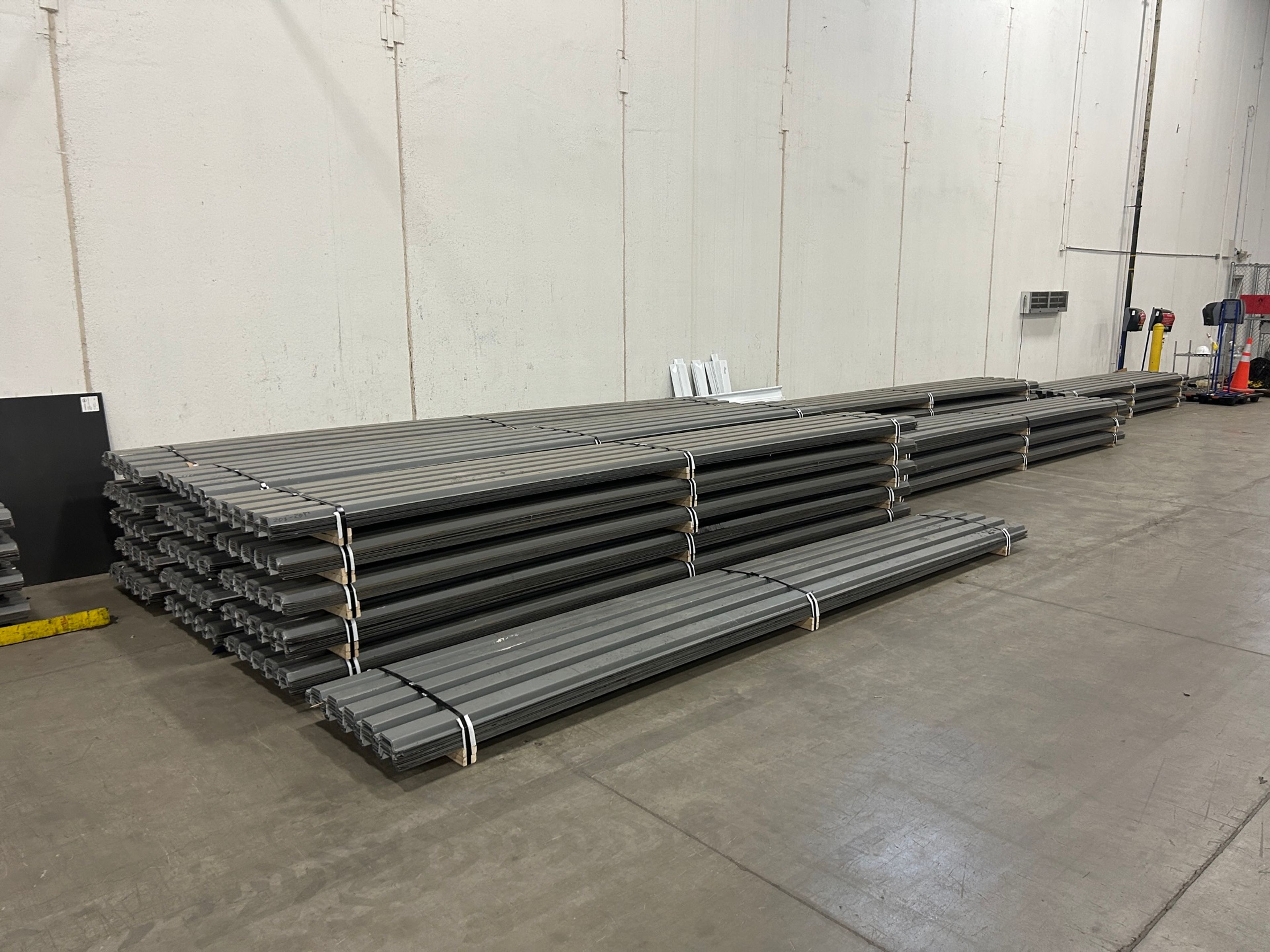 B-Decking - 130" x 31 - Document 3