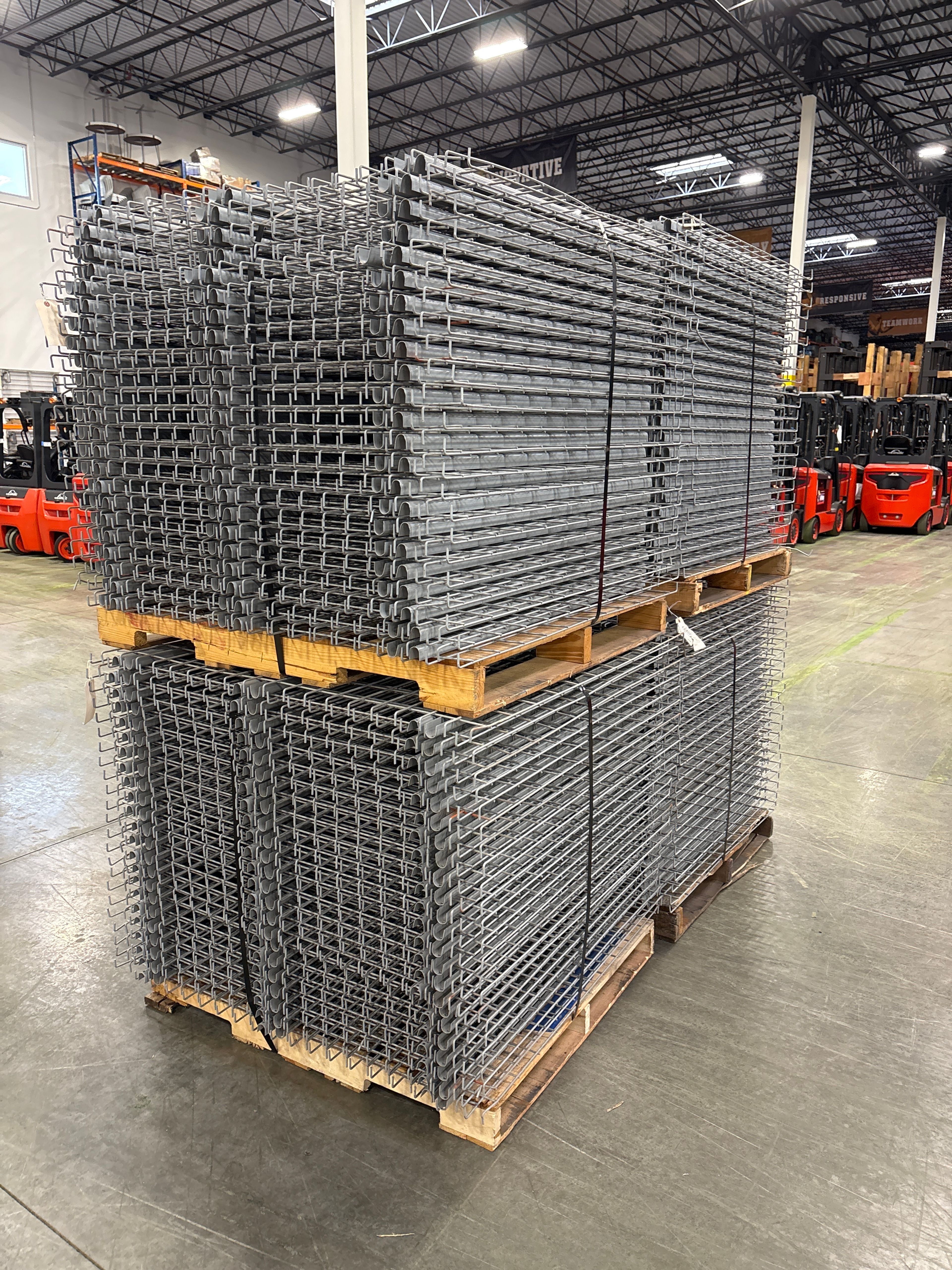 Wire Deck - 48" x 46" - Inside Waterfall